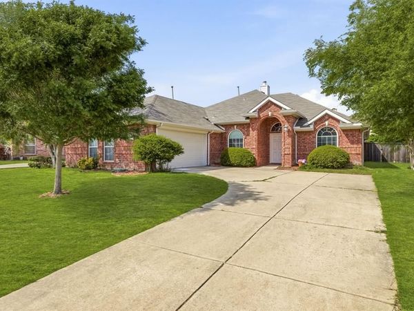 2210 High Point Drive, Sachse, TX 75048