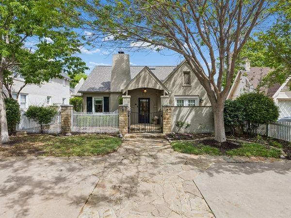 4828 Bryce Avenue, Fort Worth, TX 76107