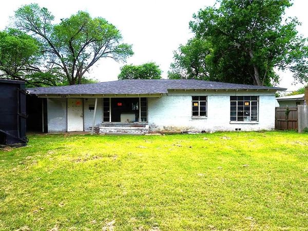 6614 Bridges Avenue , Richland Hills, TX 76118