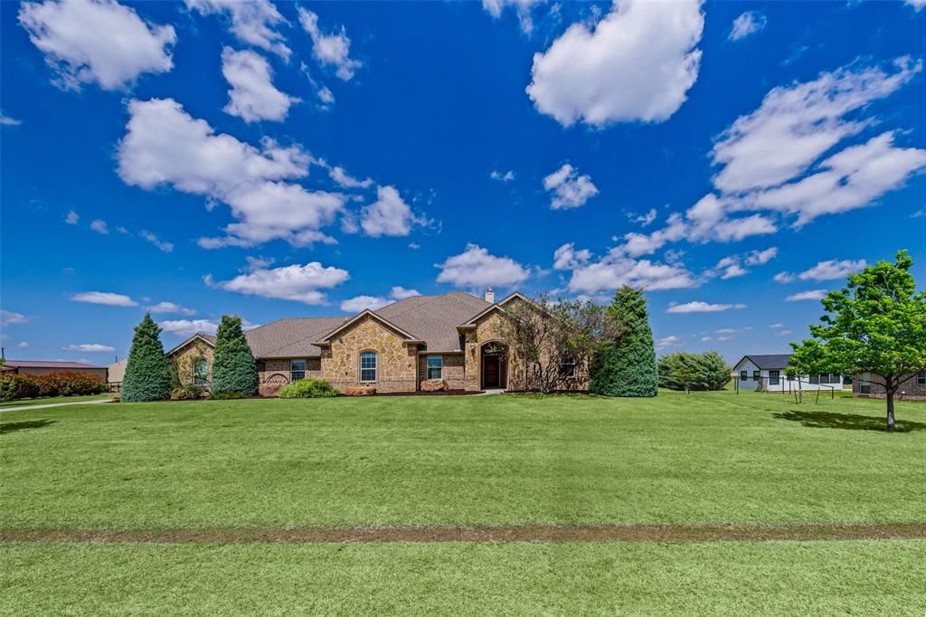 188 Owen Circle, Weatherford, TX 76087 Main Photo