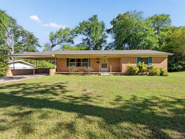 2800 Tanglewood Drive, Tyler, TX 75701