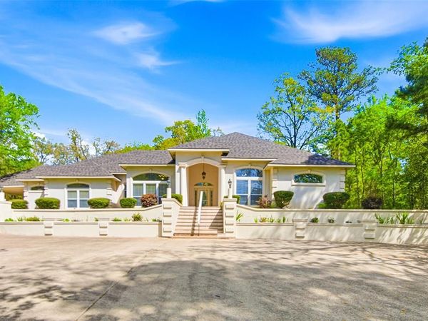 18737 Oakbrook Road, Tyler, TX 75703