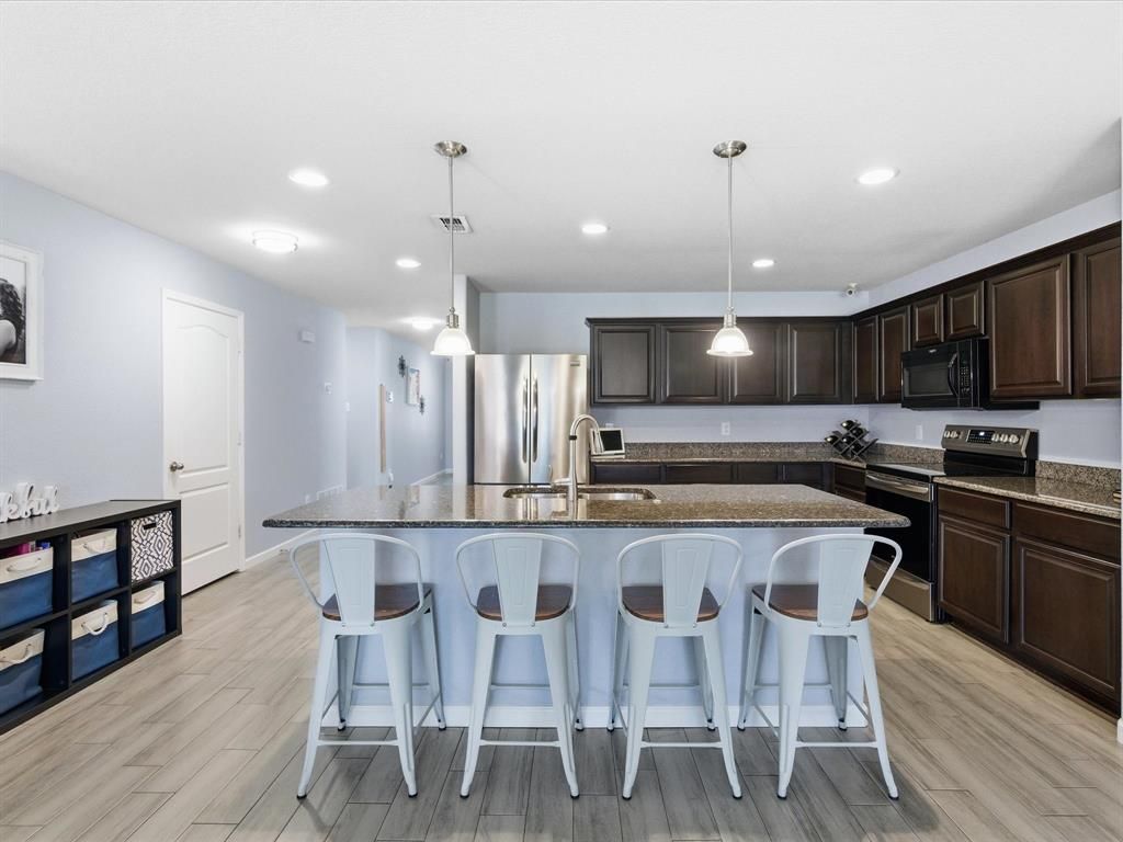 7705 Captain Lane, Fort Worth, TX 76179 Main Photo