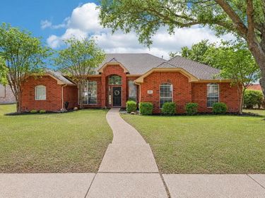 8601 Prescott Circle, Frisco, TX 75033