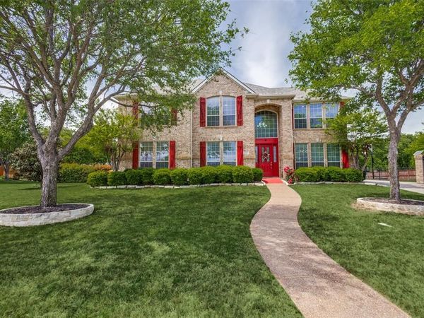 6623 Sapphire Circle S, Colleyville, TX 76034