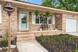 1010 Albert Storm Avenue photo 4