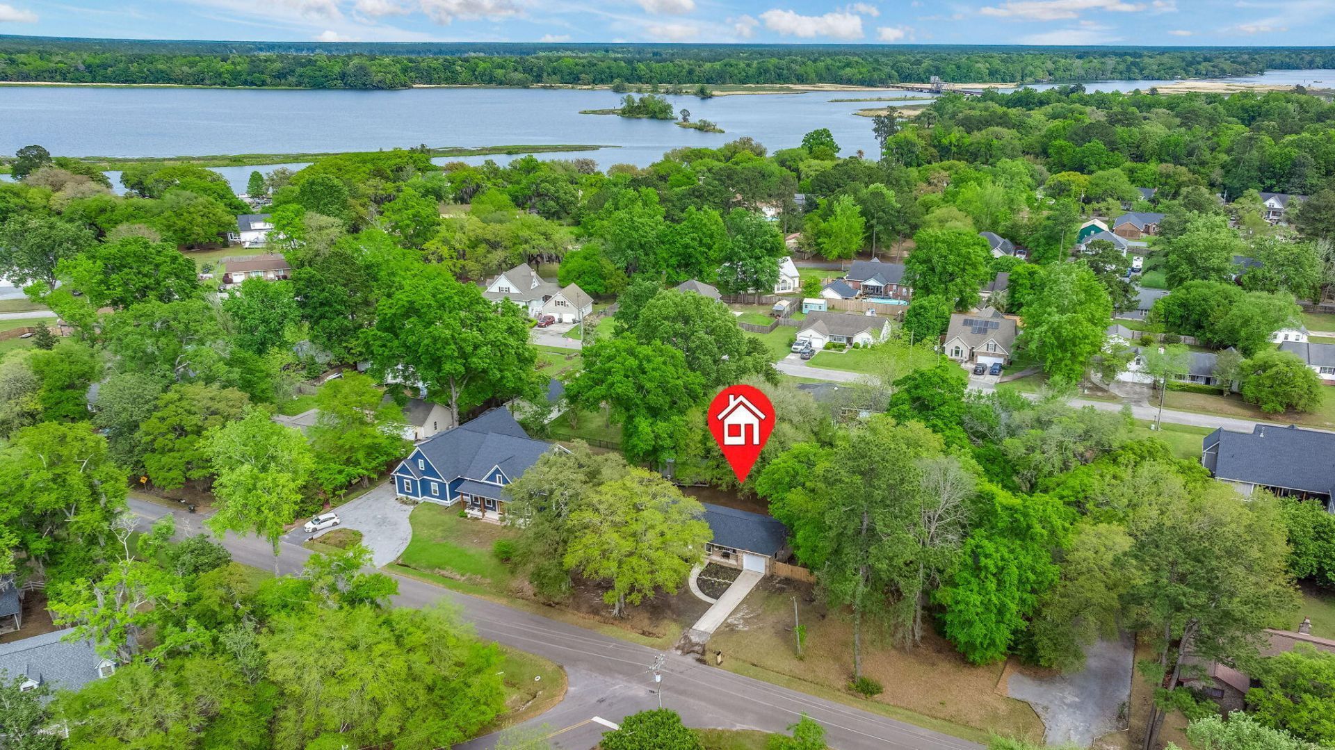 1010 Albert Storm Avenue Photo 5