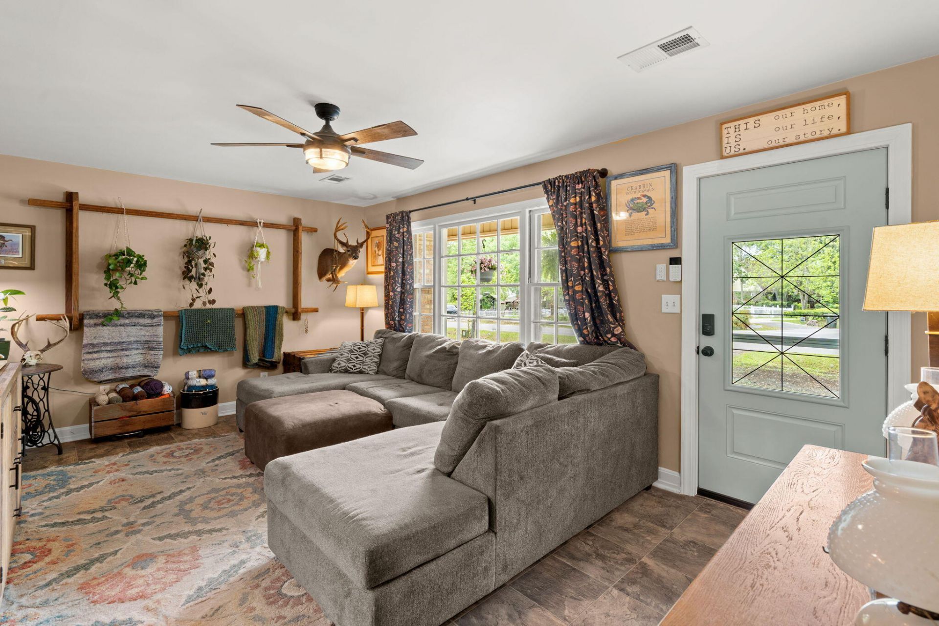 1010 Albert Storm Avenue Photo 9