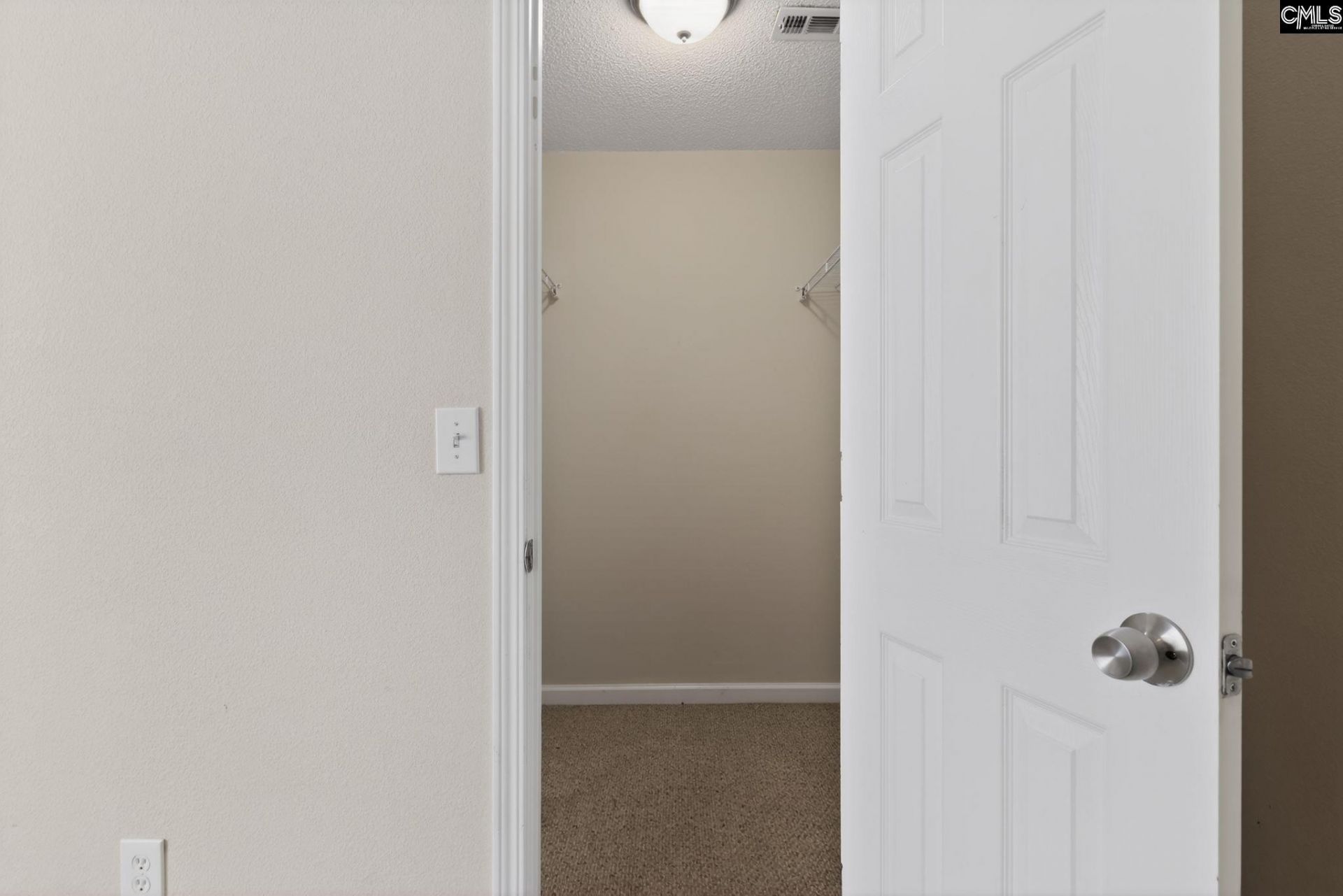 207 Cogburn Road Photo 27