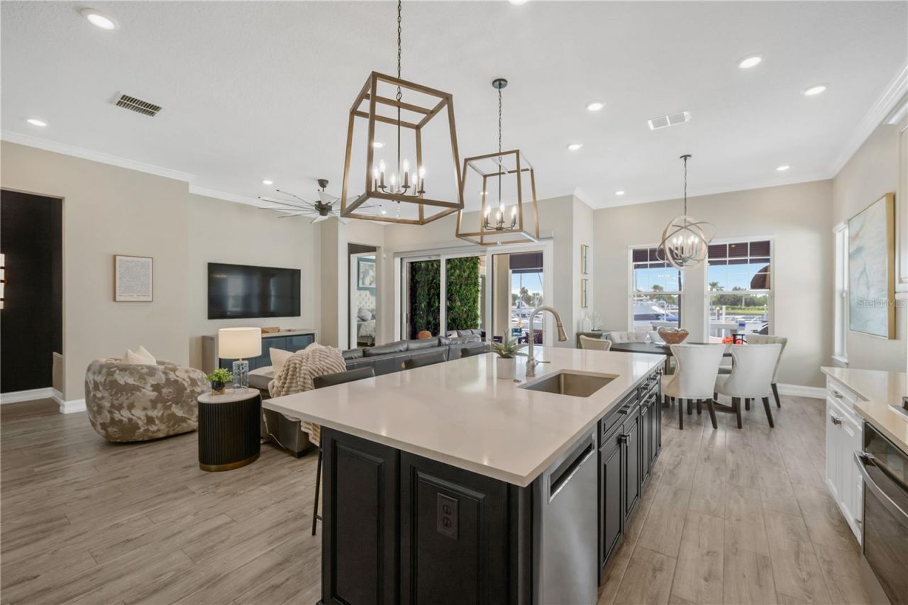 3034 Christophers Watch Lane, Ruskin, FL 33570 Photo