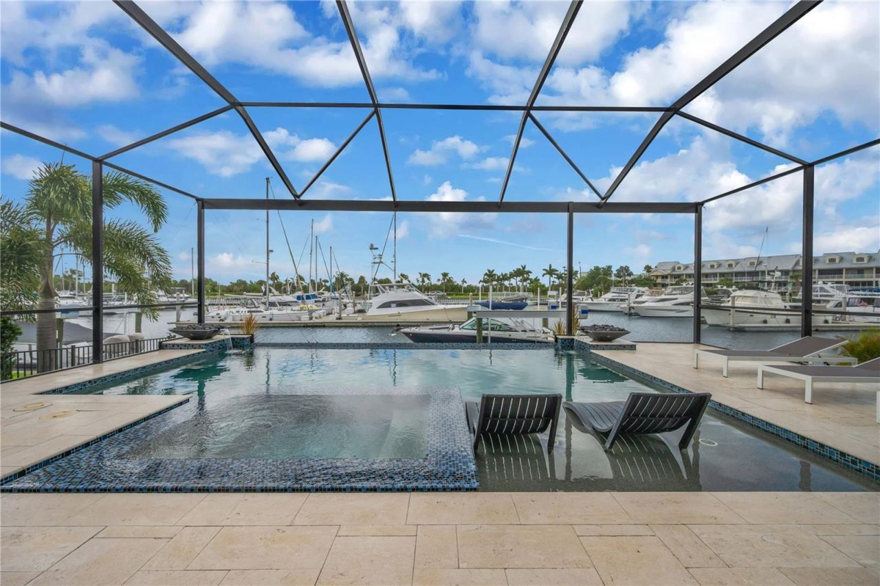 3034 Christophers Watch Lane, Ruskin, FL 33570 Photo