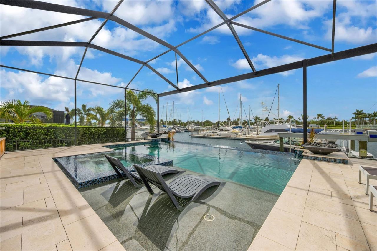 3034 Christophers Watch Lane, Ruskin, FL 33570 Photo