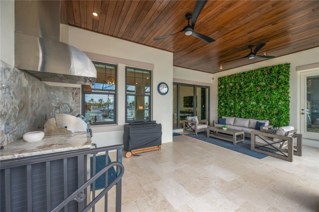 3034 Christophers Watch Lane, Ruskin, FL 33570 Photo