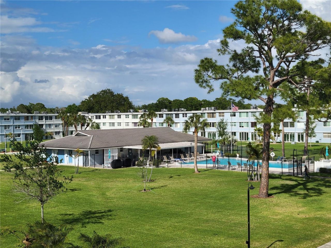 4715 Bay Street Ne, Unit 225, Saint Petersburg, FL 33703 Photo
