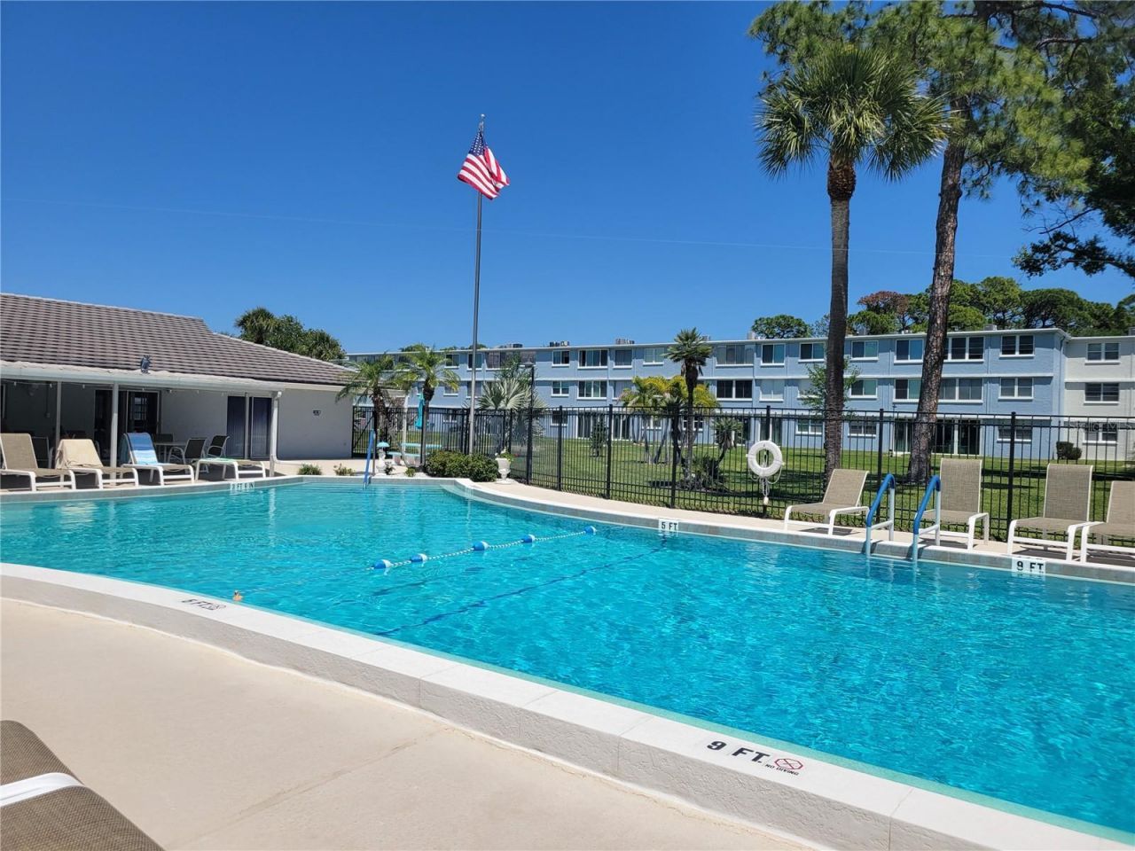 4715 Bay Street Ne, Unit 225, Saint Petersburg, FL 33703 Photo