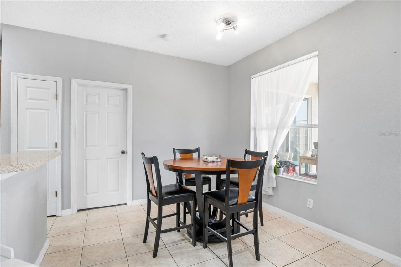 860 Hart Avenue , Altamonte Springs, FL 32701 Photo