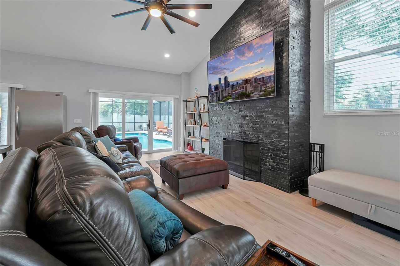 7705 Apple Tree Circle , Orlando, FL 32819 Photo