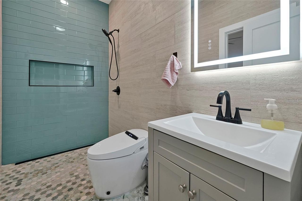 7705 Apple Tree Circle , Orlando, FL 32819 Photo