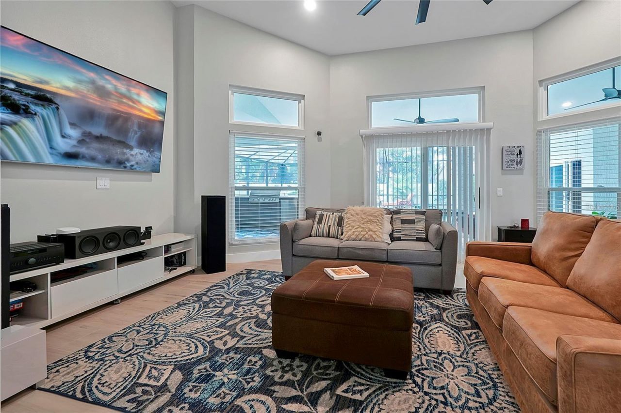 7705 Apple Tree Circle , Orlando, FL 32819 Photo