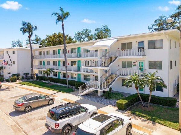 8454 111TH STREET, Unit 209, SEMINOLE, FL 33772