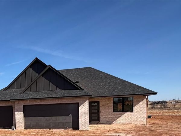 1321 Chisolm Trail Lane, Tuttle, OK 73089