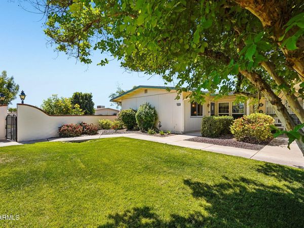10526 W HIGHWOOD Lane, Sun City, AZ 85373