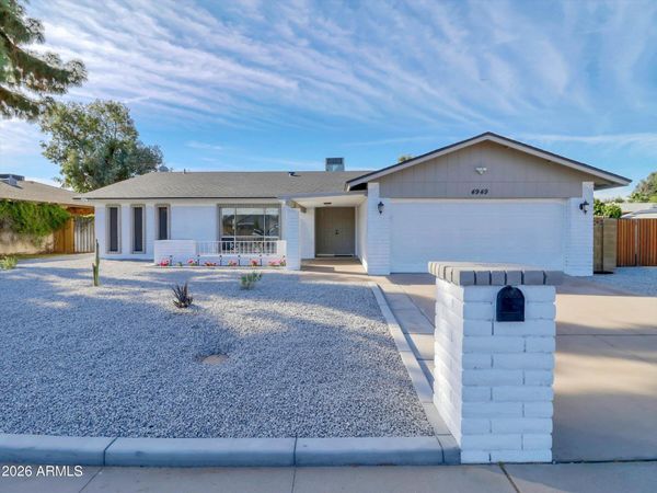 4949 W ROYAL PALM Road, Glendale, AZ 85302