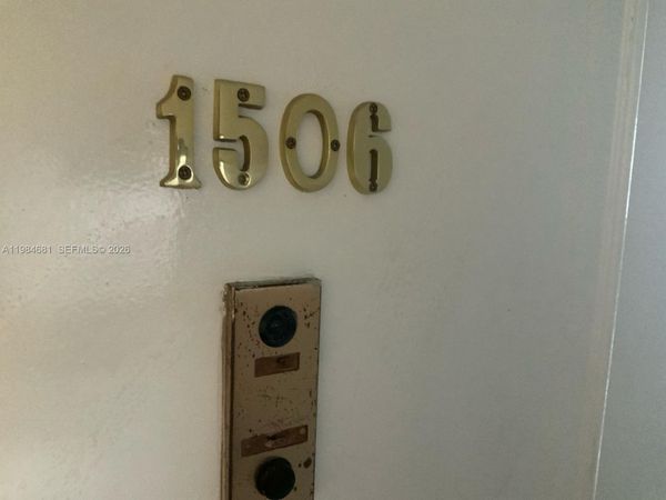 999 Brickell Bay Dr, Unit 1506, Miami, FL 33131