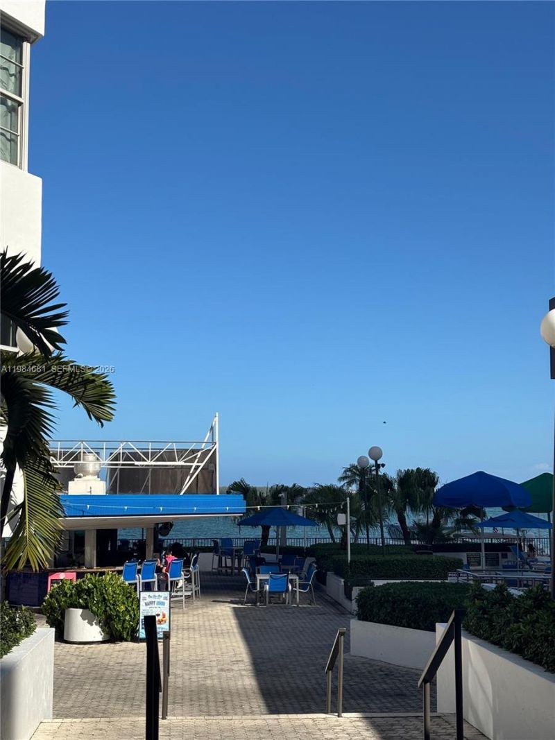 999 Brickell Bay Dr , Unit 1506, Miami, FL 33131 Photo