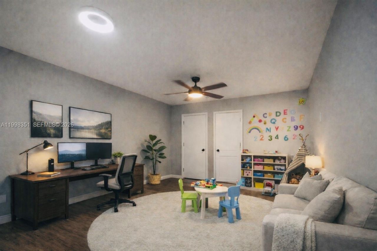 9069 NW 193rd St, Hialeah, FL 33018 Photo