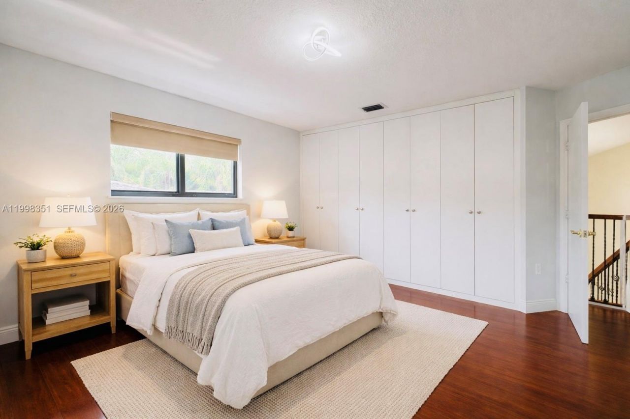 9069 NW 193rd St, Hialeah, FL 33018 Photo