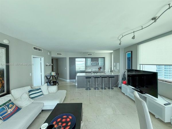 500 Brickell Ave, Unit 3001, Miami, FL 33131