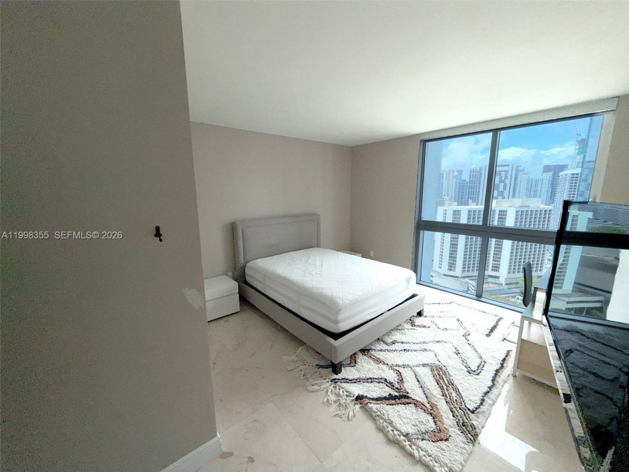 500 Brickell Ave, Unit 3001, Miami, FL 33131 Photo