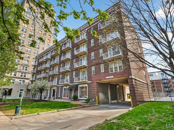 5316 Pershing Avenue , Unit 507, St Louis, MO 63112