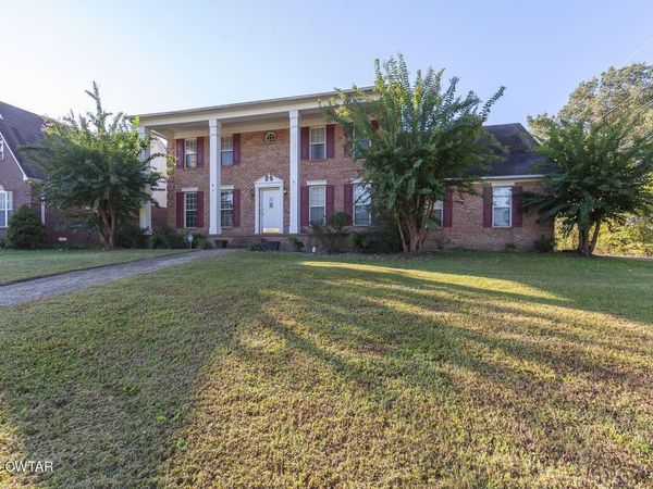 8 Sebastian Drive , Jackson, TN 38305