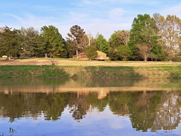 3540 Mount Carmel Road, Camden, TN 38320