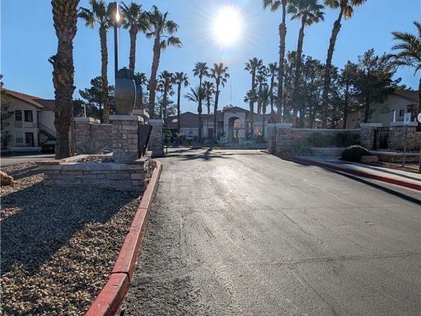 1830 N Buffalo Drive , Unit 2015, Las Vegas, NV 89128