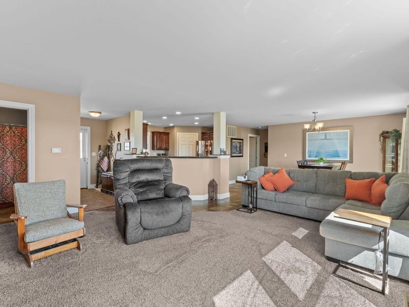 1706 Applejack Drive, Wapakoneta, OH 45895 Photo 15