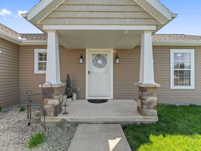 1706 Applejack Drive, Wapakoneta, OH 45895 Photo 8