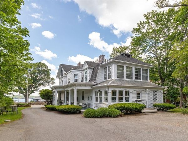 28 Eastern Point Rd, Gloucester, MA 01930