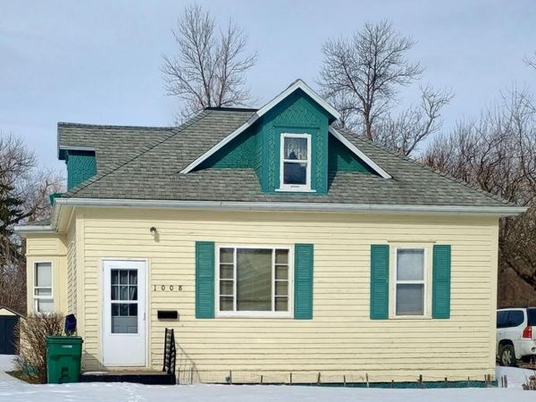 1008 7TH Street, Langdon, ND 58249