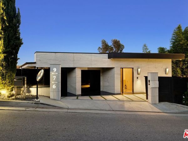 976 Bel Air Road, Los Angeles, CA 90077
