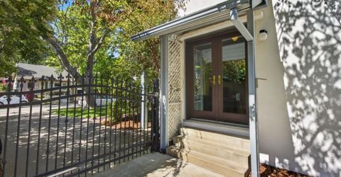 721 38th St, Sacramento, CA 95816 Photo