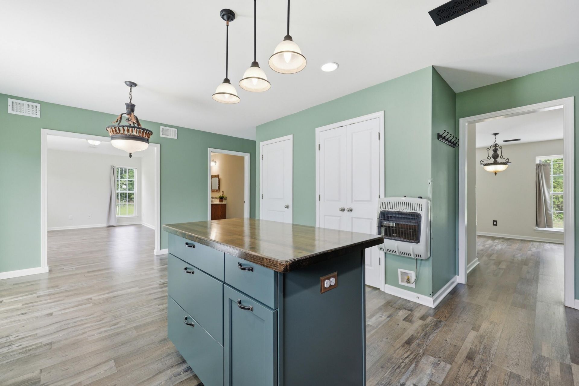 145 Notta Way Photo 19