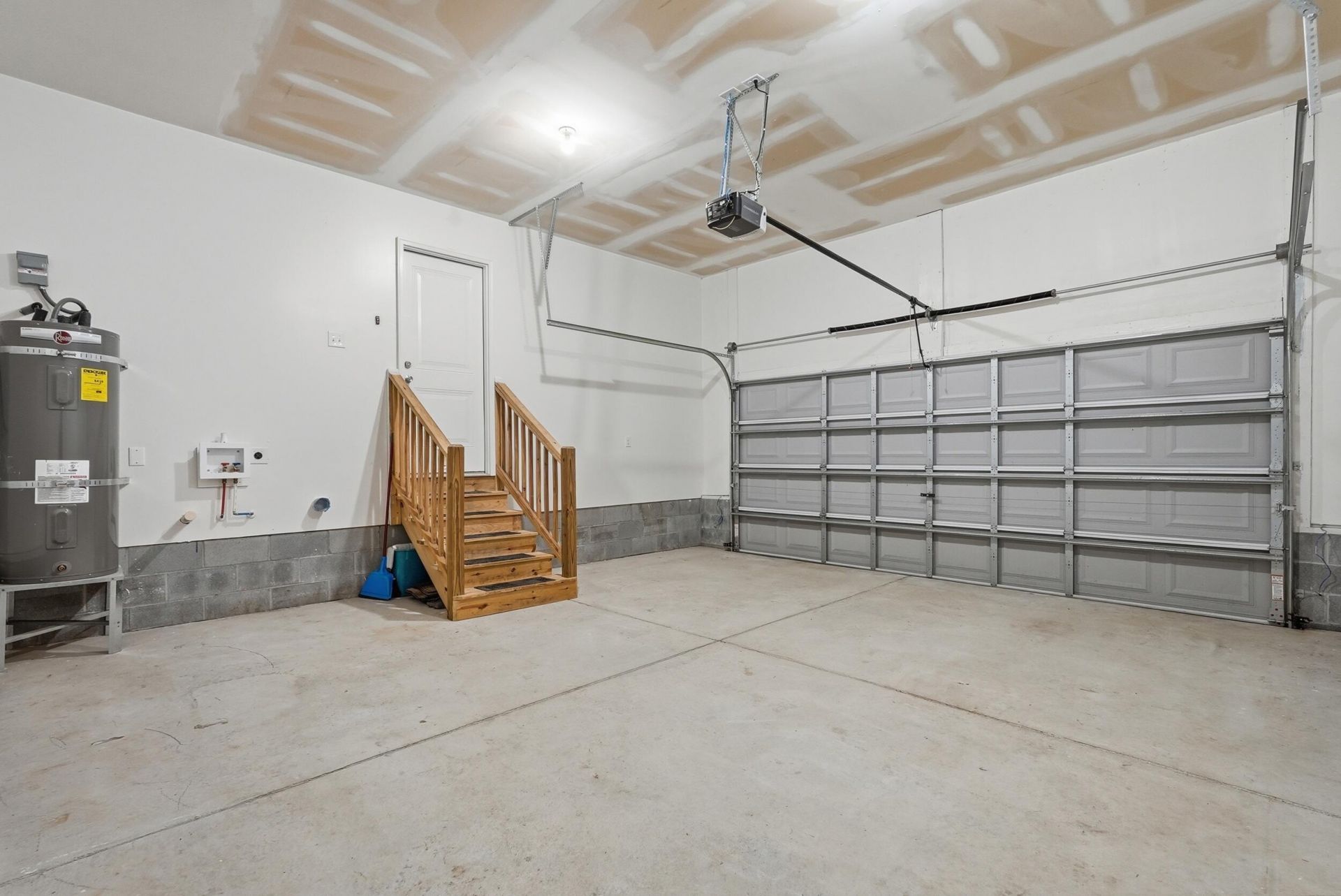 145 Notta Way Photo 29