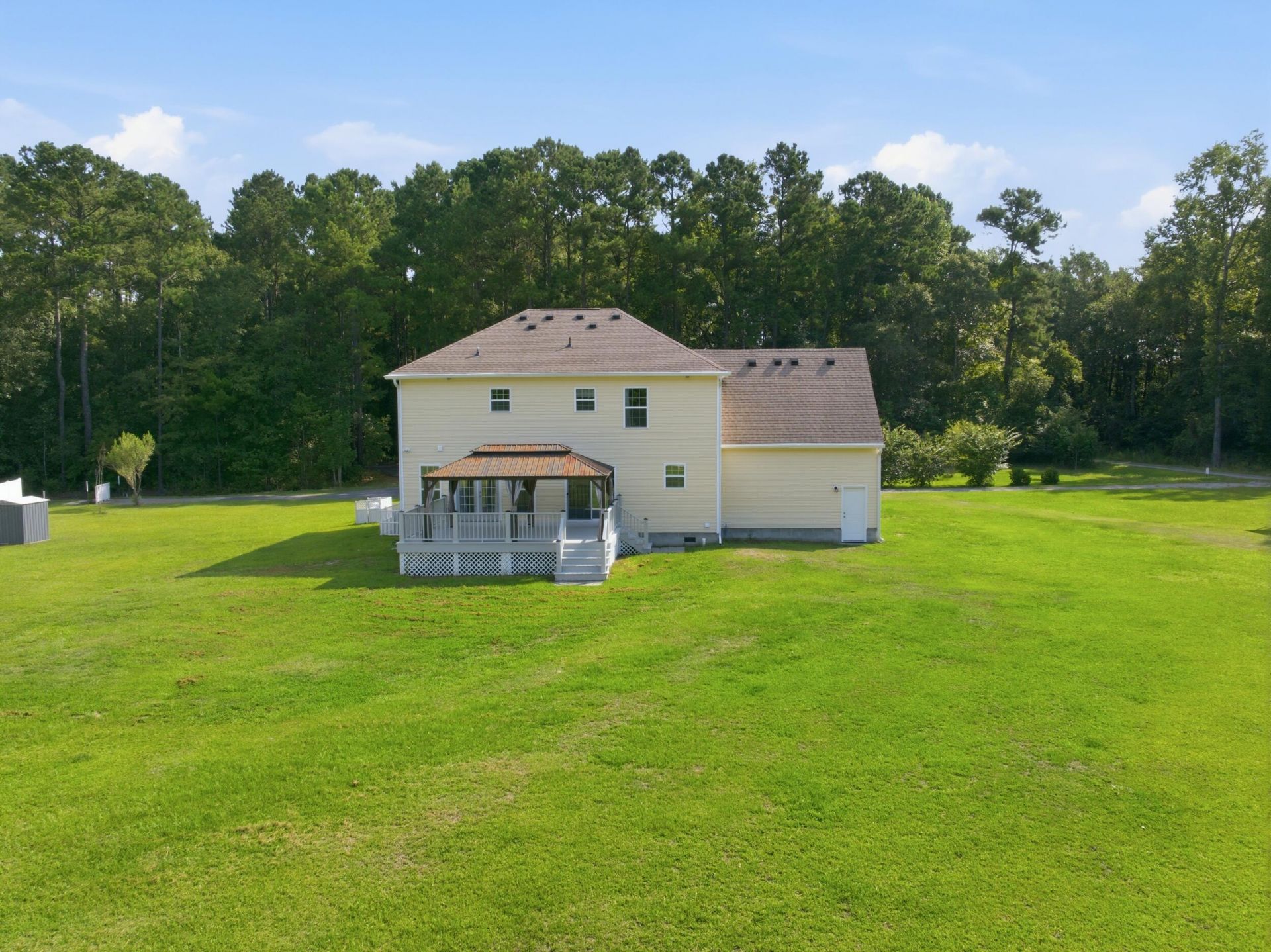 145 Notta Way Photo 33