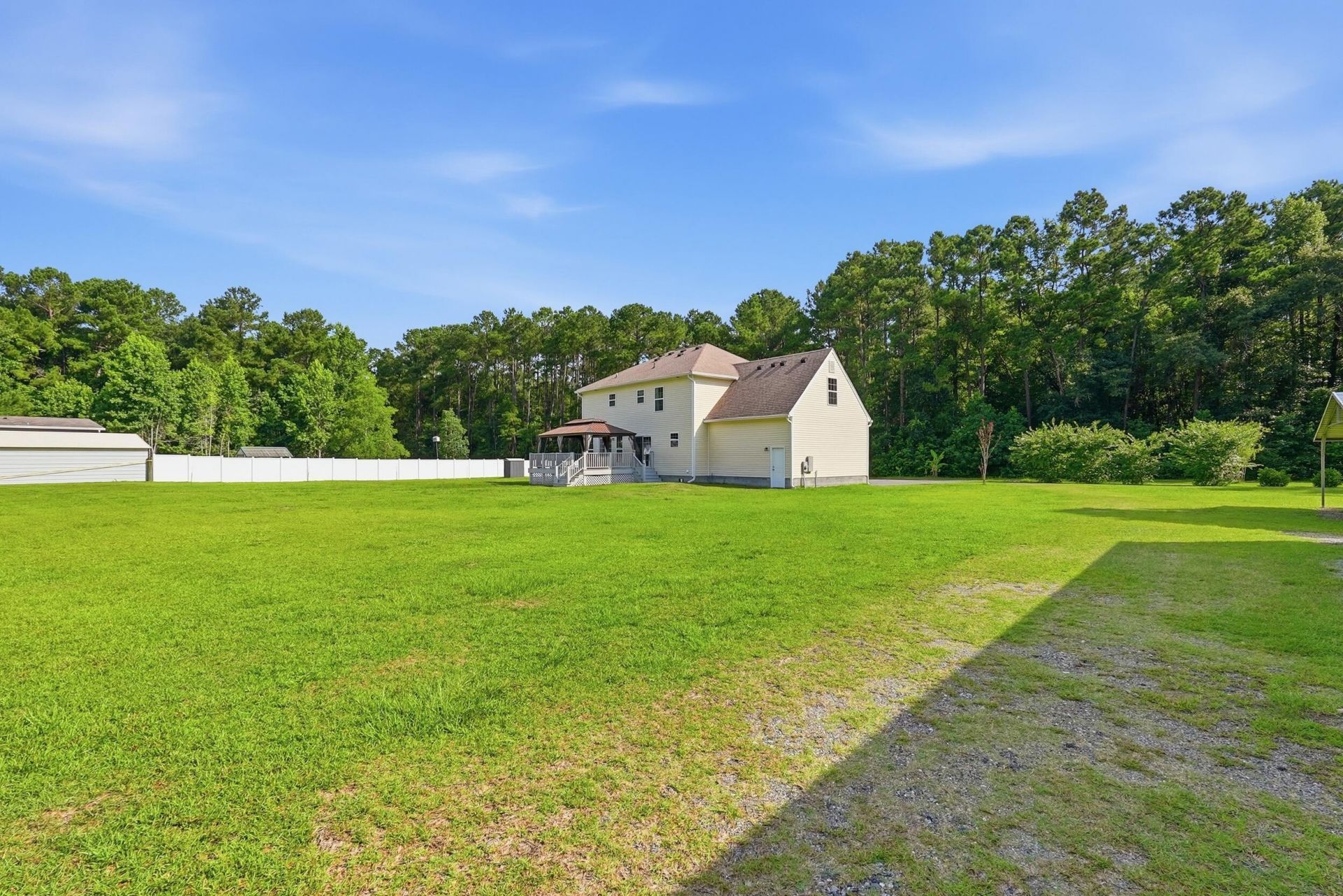 145 Notta Way Photo 37