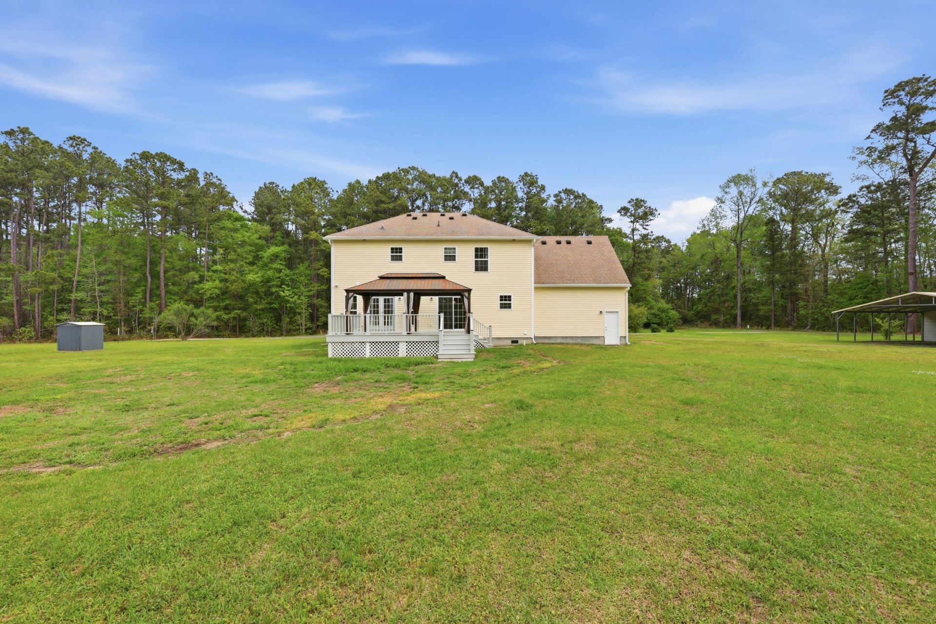 145 Notta Way Photo 43