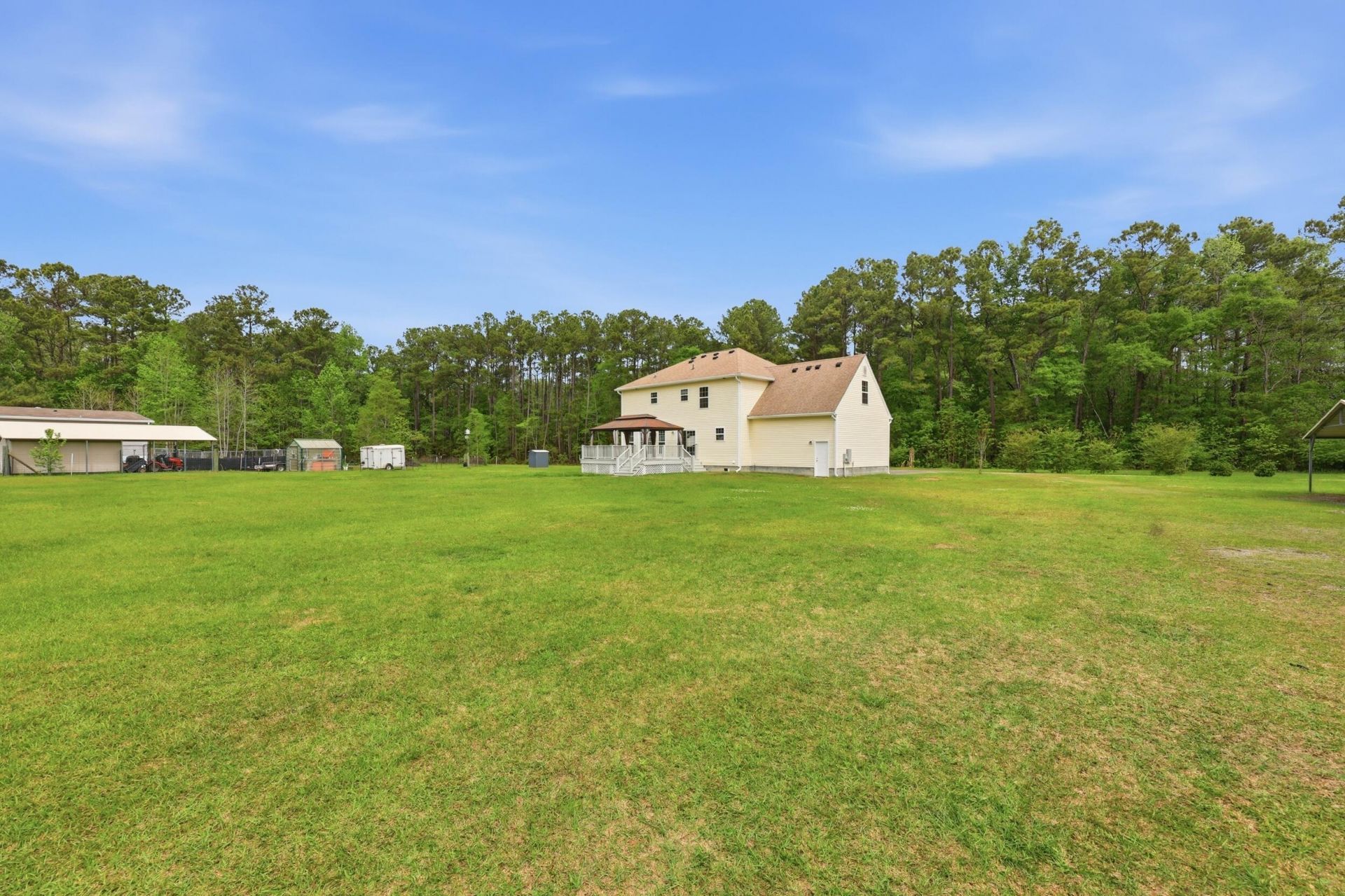 145 Notta Way Photo 44