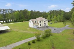 145 Notta Way photo 4